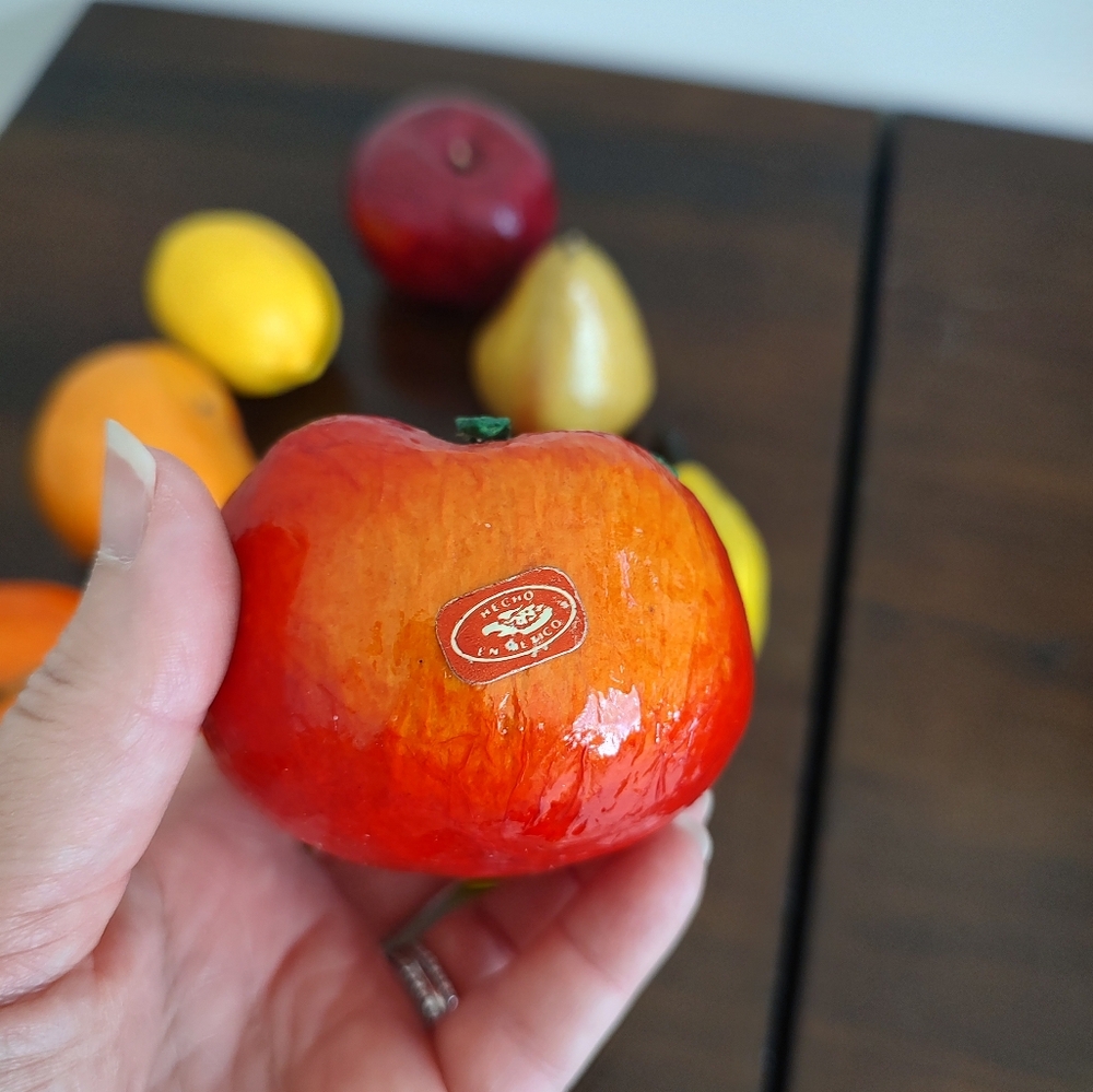 Vintage Papier-Mache Fruit Made In Mexico Eight Piece Decor Set Mid-Century - Picture 4 of 4